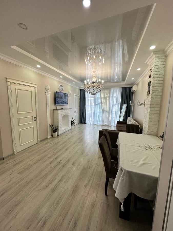 Apartment 7 Батуми Экстерьер фото